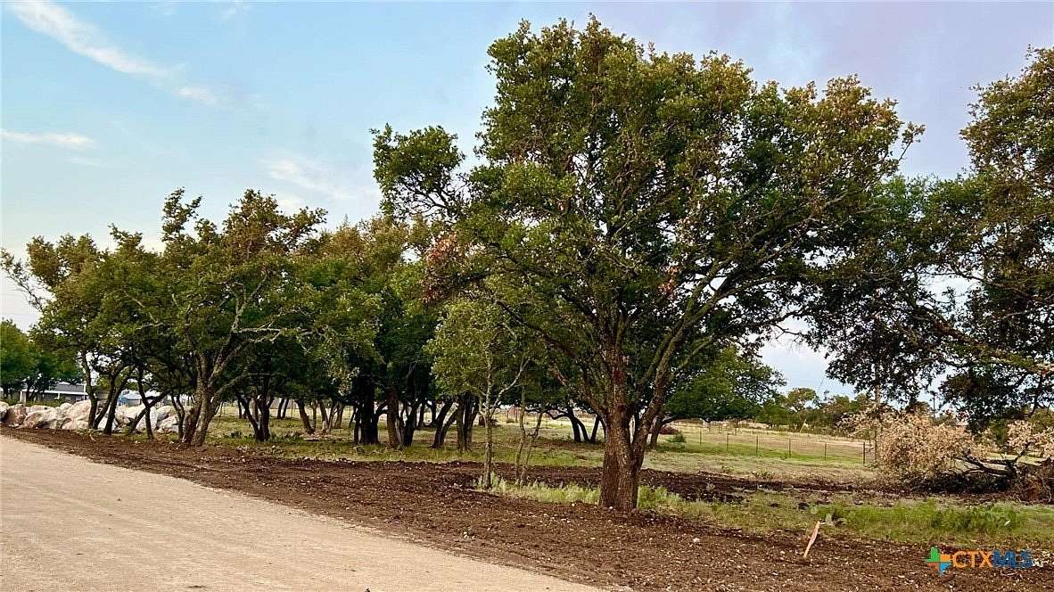 10.01 Acres of Land for Sale in Lampasas, Texas