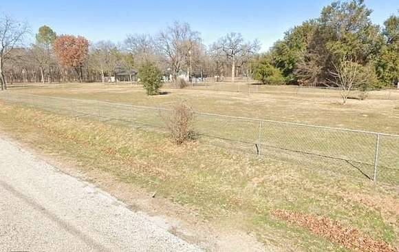 0.62 Acres of Residential Land for Sale in Granbury, Texas