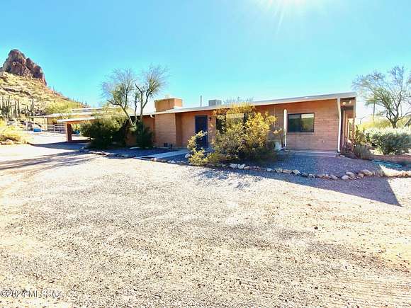 5.14 Acres of Land with Home for Sale in Tucson, Arizona