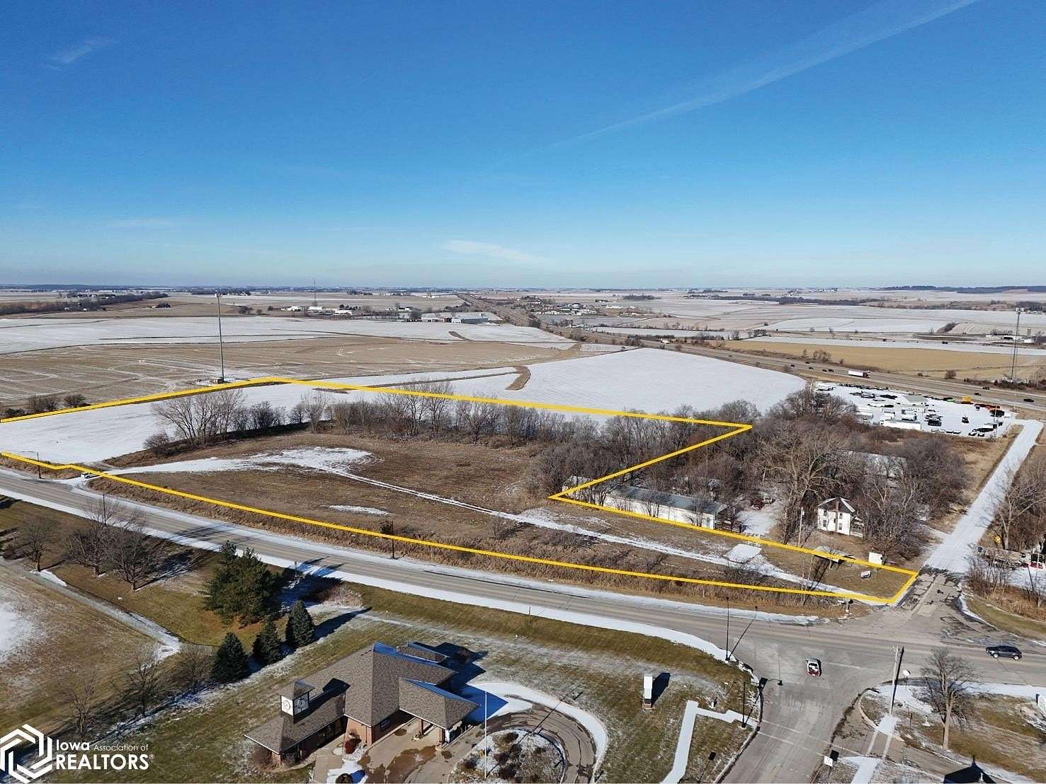 15.37 Acres of Land for Sale in Urbana, Iowa