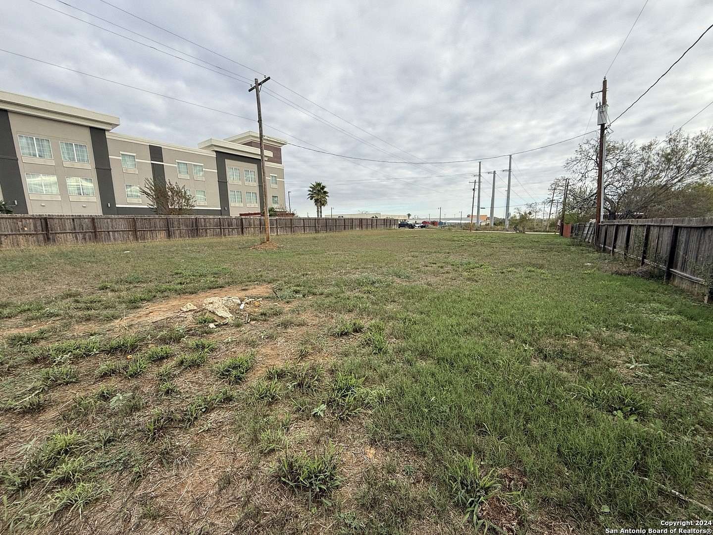 0.73 Acres of Land for Sale in Jourdanton, Texas