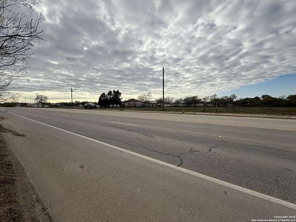 3.1 Acres of Land for Sale in Jourdanton, Texas