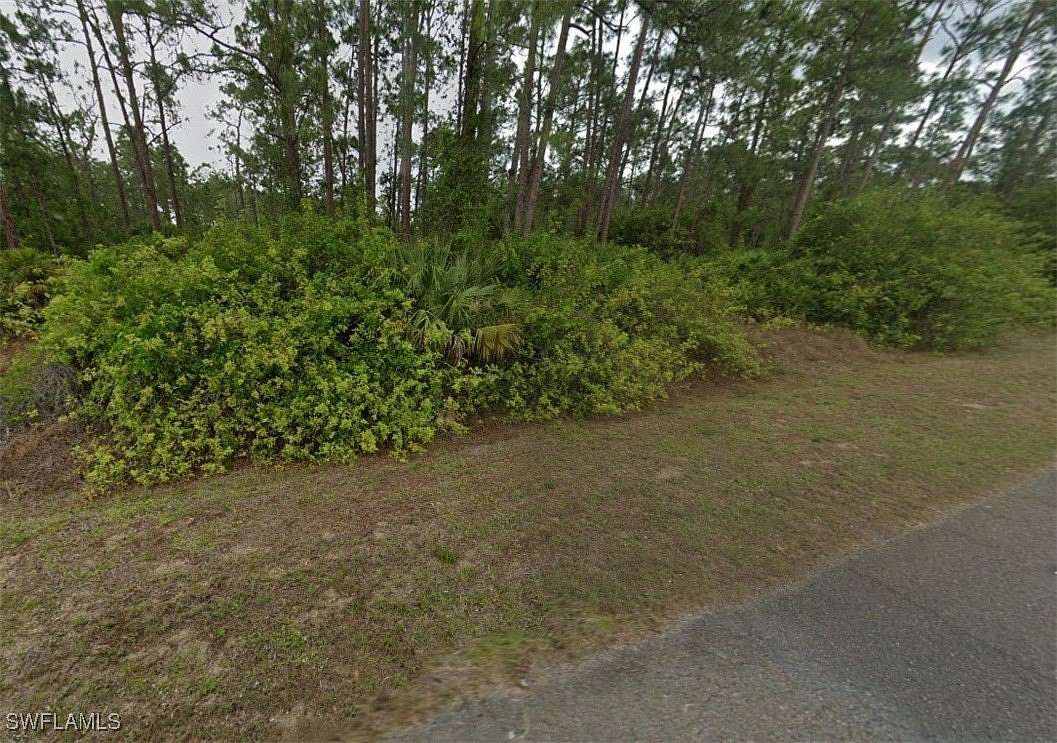 1.014 Acres of Residential Land for Sale in Lehigh Acres, Florida