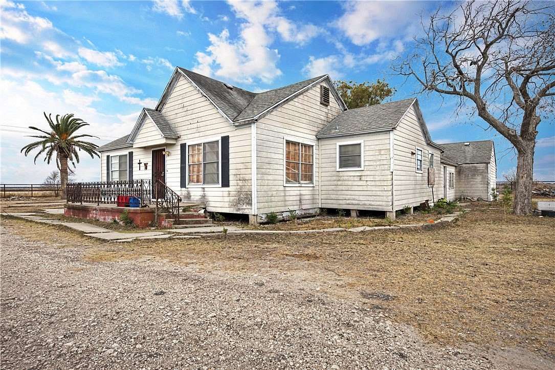 2 Acres of Residential Land with Home for Sale in Odem, Texas