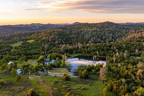 171 Acres of Agricultural Land with Home for Sale in Grass Valley, California