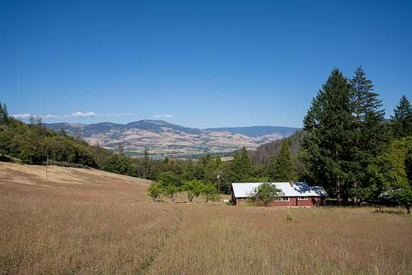 168.67 Acres of Land with Home for Sale in Talent, Oregon