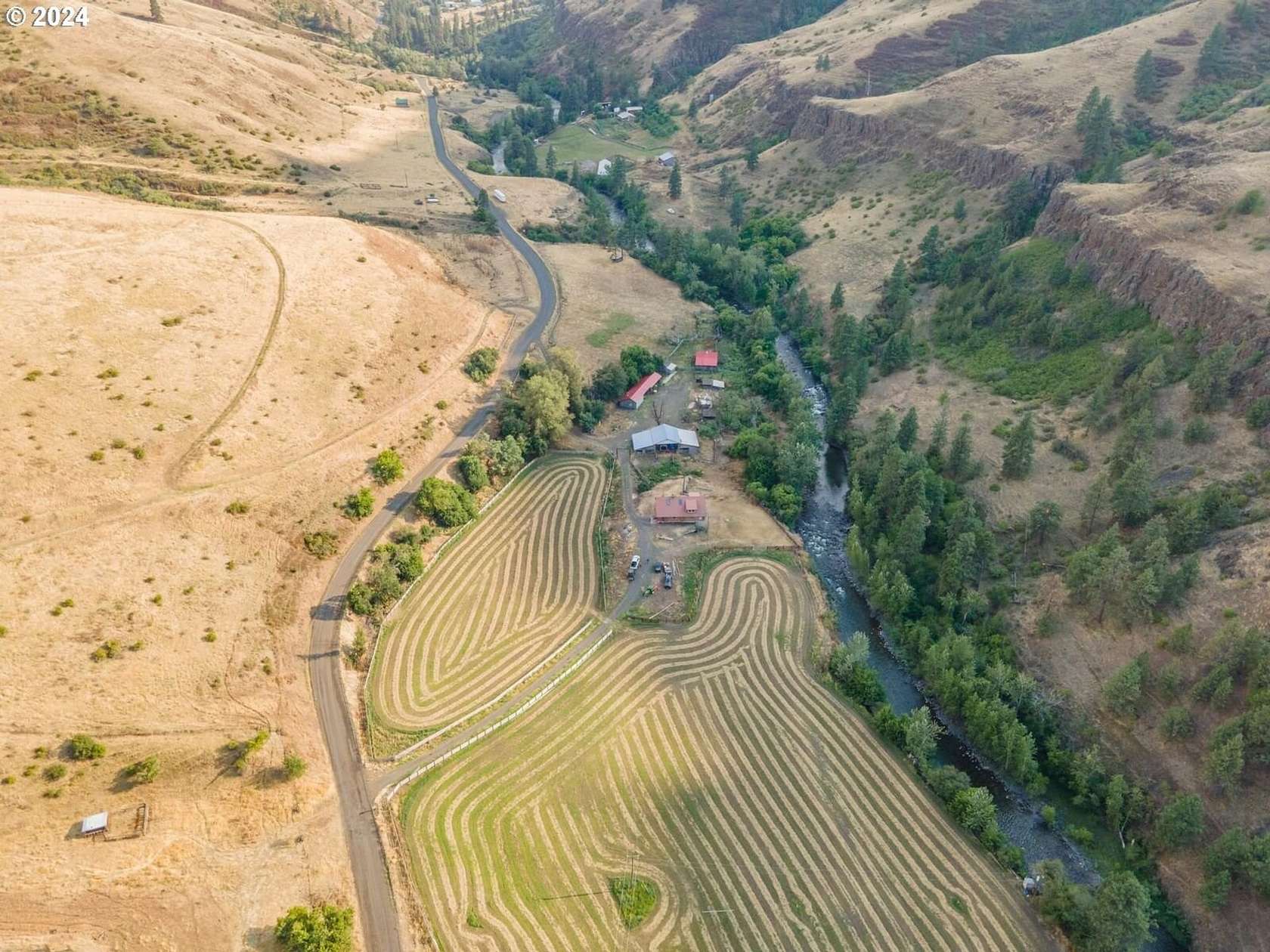 465.65 Acres of Land with Home for Sale in Imnaha, Oregon