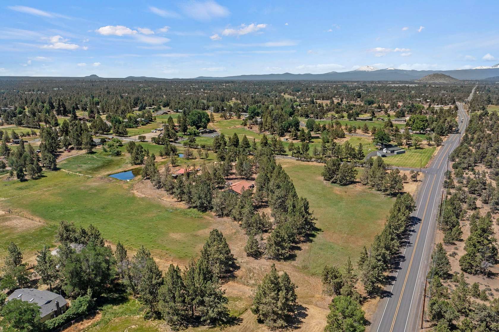 10.54 Acres of Land with Home for Sale in Bend, Oregon