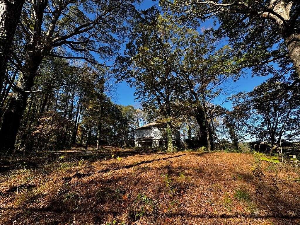 1.219 Acres of Residential Land with Home for Sale in Atlanta, Georgia