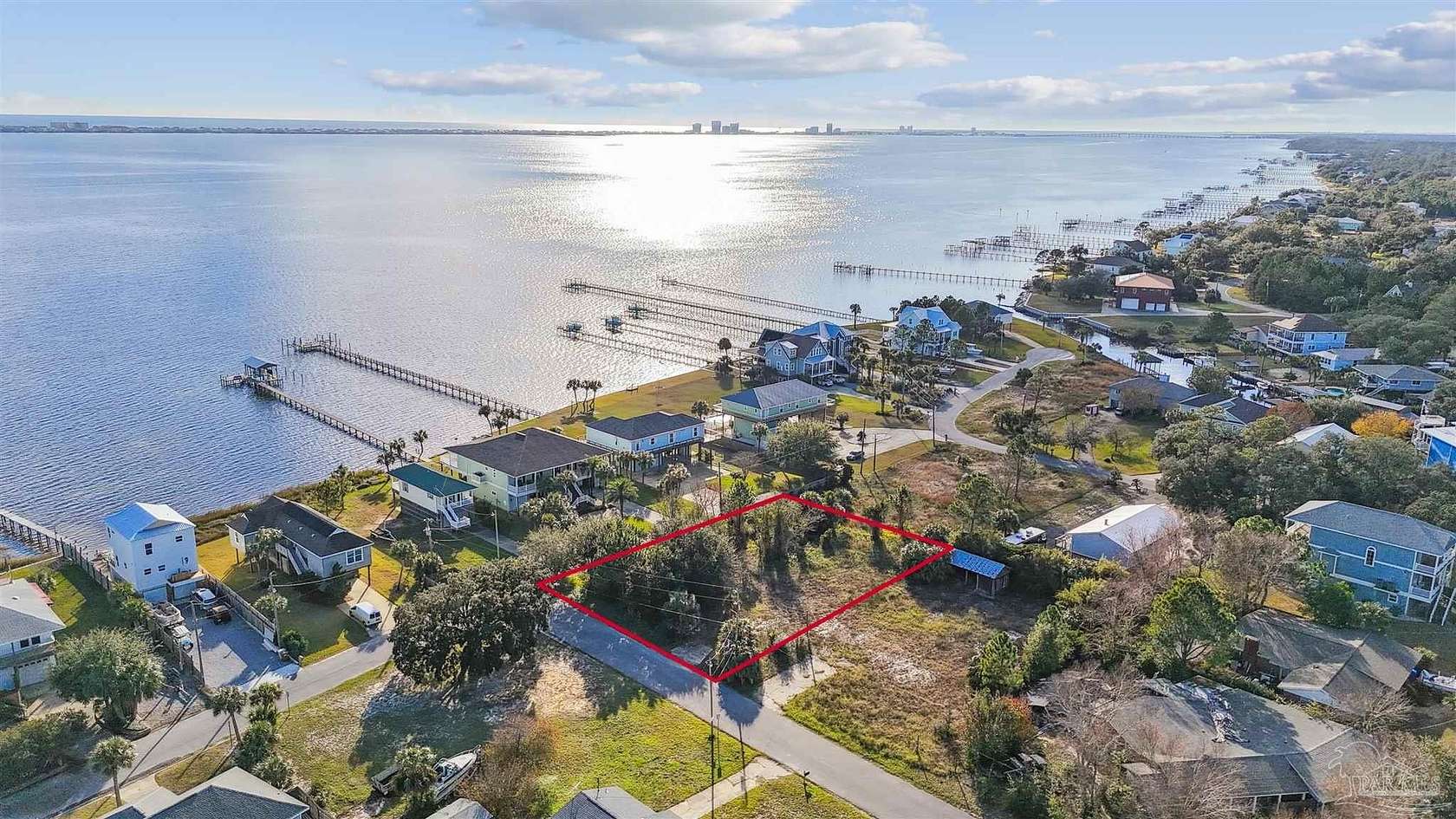 0.377 Acres of Residential Land for Sale in Gulf Breeze, Florida