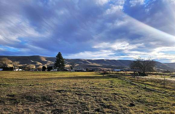 1.2 Acres of Residential Land for Sale in Prosser, Washington