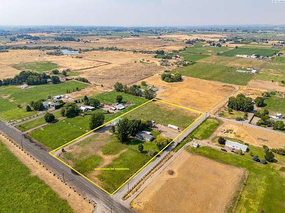 4.77 Acres of Residential Land with Home for Sale in Prosser, Washington