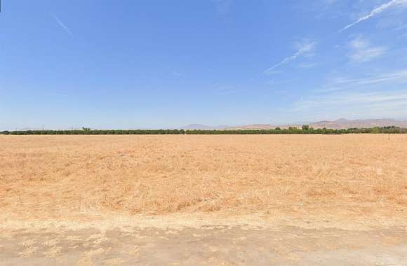 3.517 Acres of Residential Land for Sale in Orosi, California