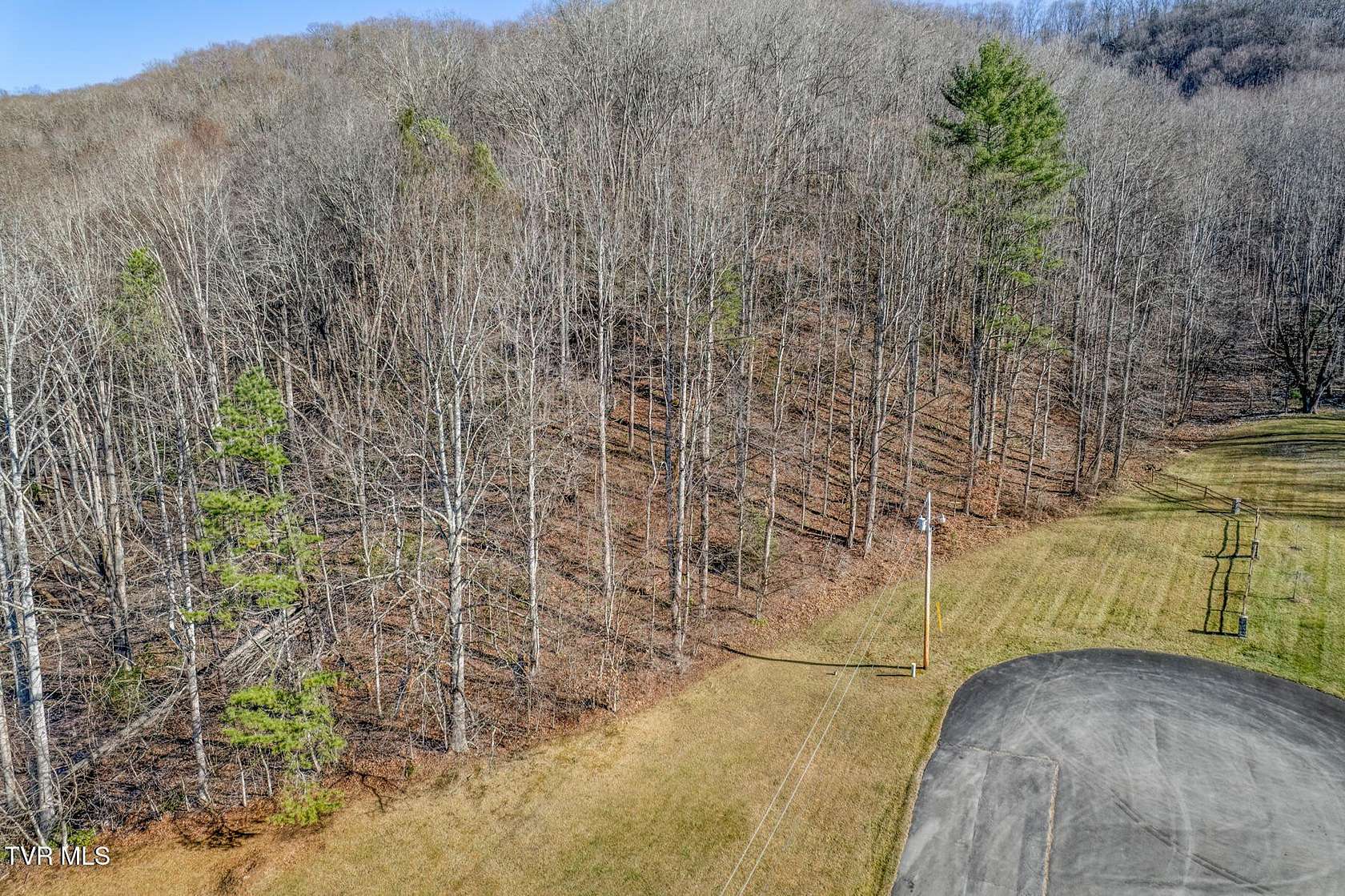 3.79 Acres of Residential Land for Sale in Roan Mountain, Tennessee