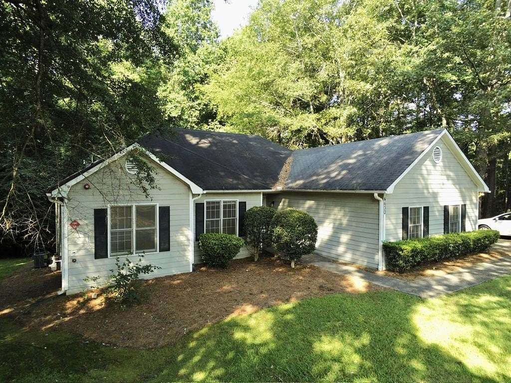 2.27 Acres of Residential Land with Home for Sale in Powder Springs, Georgia