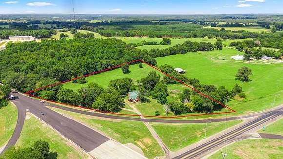 7.309 Acres of Improved Mixed-Use Land for Sale in Arp, Texas