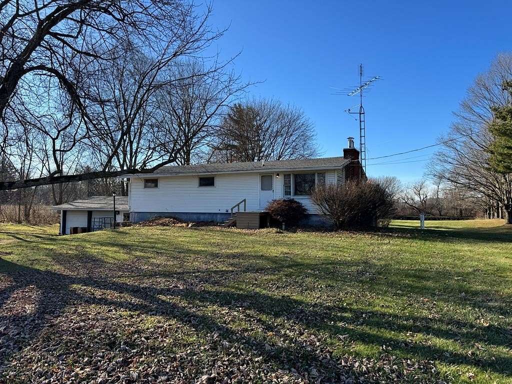 2.21 Acres of Residential Land with Home for Sale in Ashland, Ohio