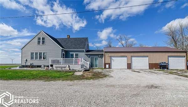 4.46 Acres of Residential Land with Home for Sale in Zearing, Iowa