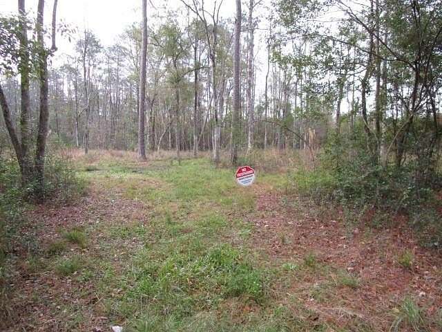 12 Acres of Recreational Land for Sale in Lacombe, Louisiana
