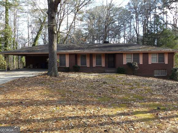 3.1 Acres of Residential Land with Home for Sale in South Fulton, Georgia