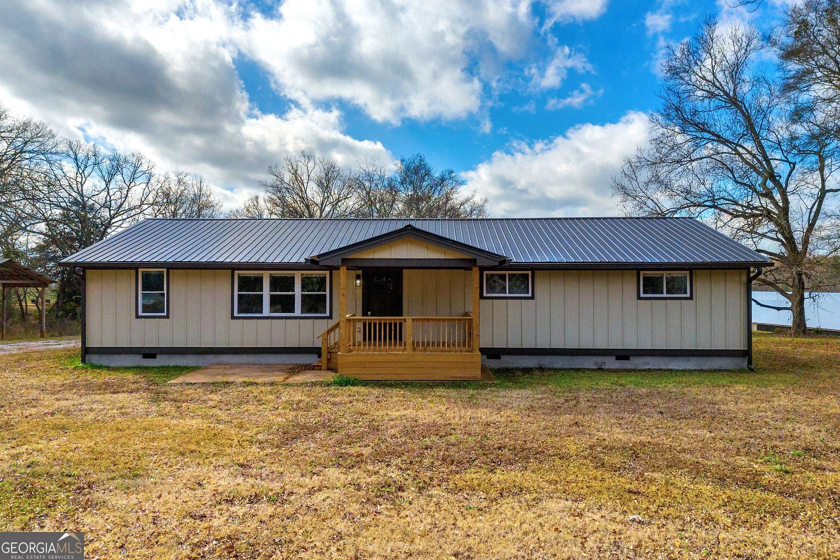 2 Acres of Residential Land with Home for Sale in Colbert, Georgia