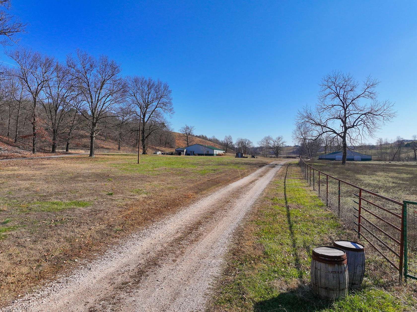 17.73 Acres of Land with Home for Sale in Kansas, Oklahoma