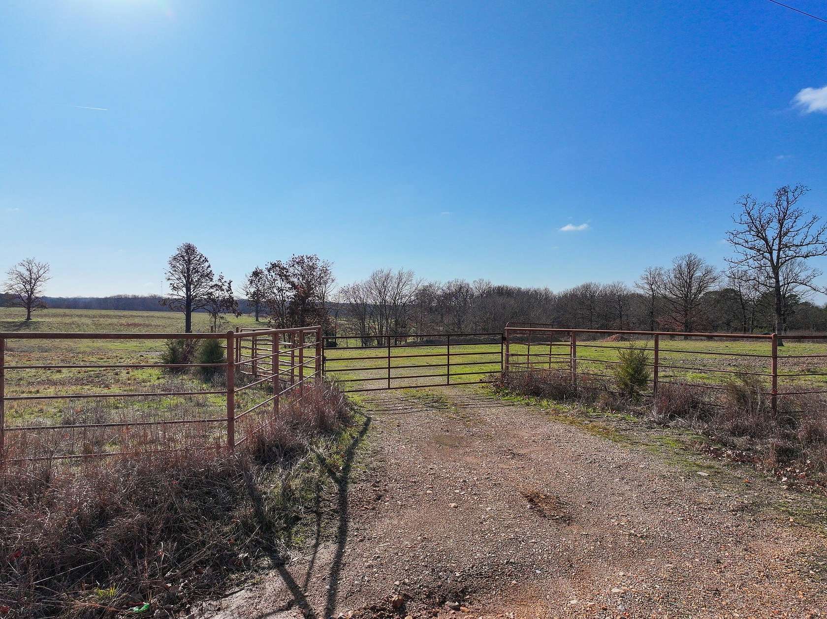 13.25 Acres of Land for Sale in Colcord, Oklahoma