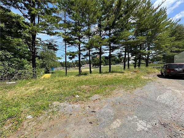 7 Acres of Improved Commercial Land for Sale in Allentown, Pennsylvania