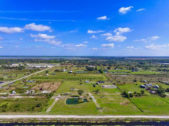 5.598 Acres of Residential Land for Sale in Loxahatchee Groves, Florida