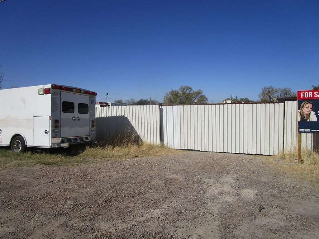 0.453 Acres of Residential Land for Sale in Eagle Pass, Texas