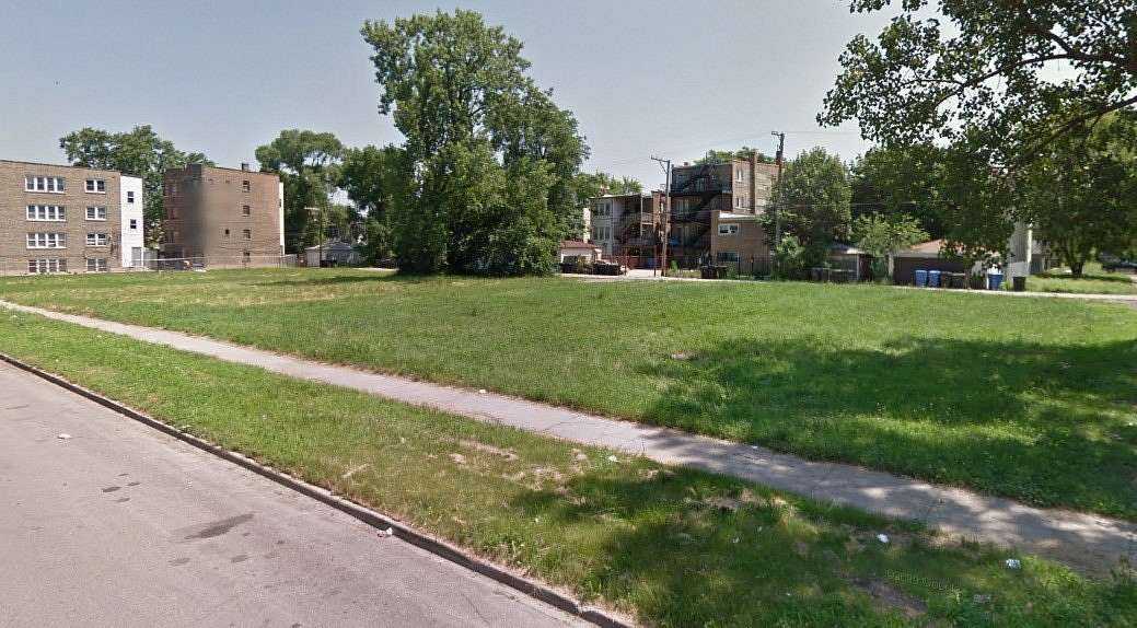 0.49 Acres of Residential Land for Sale in Chicago, Illinois