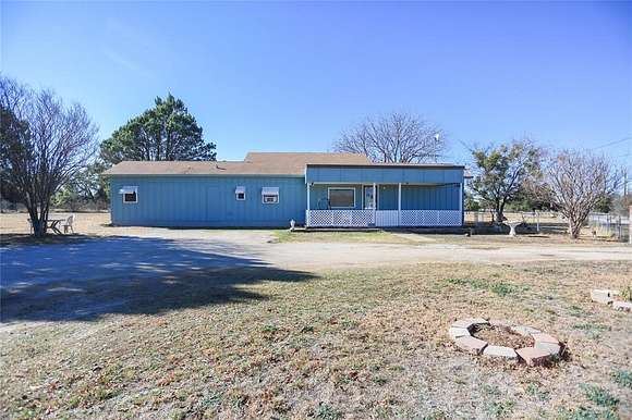 3.45 Acres of Residential Land with Home for Sale in Brownwood, Texas