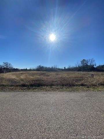 0.699 Acres of Residential Land for Sale in Madill, Oklahoma