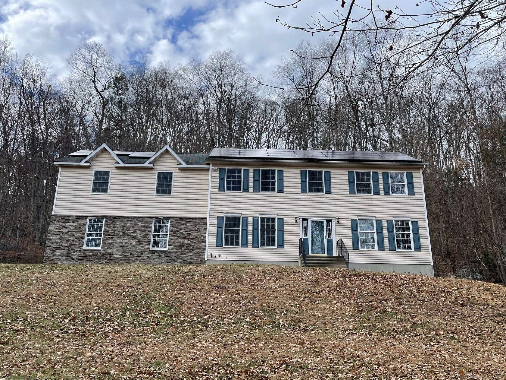 3.1 Acres of Land with Home for Sale in Brookfield, Connecticut
