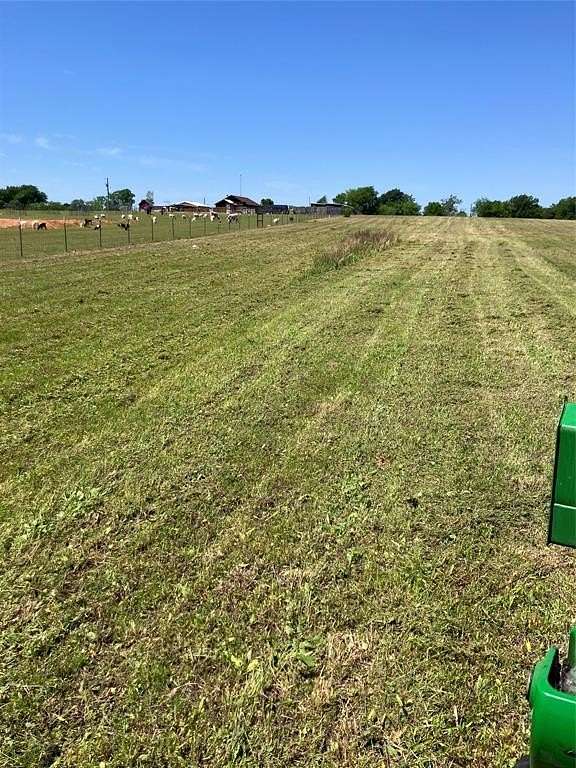 5.1 Acres of Land for Sale in Mabank, Texas