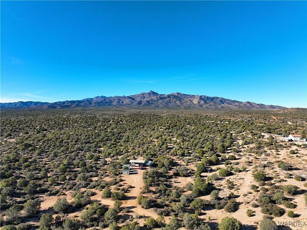 11.28 Acres of Land for Sale in Kingman, Arizona