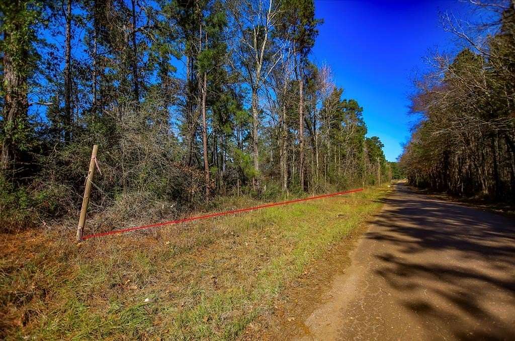 12 Acres of Land for Sale in Lufkin, Texas