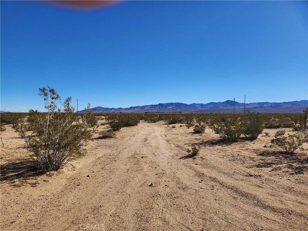 2.5 Acres of Land for Sale in Yermo, California