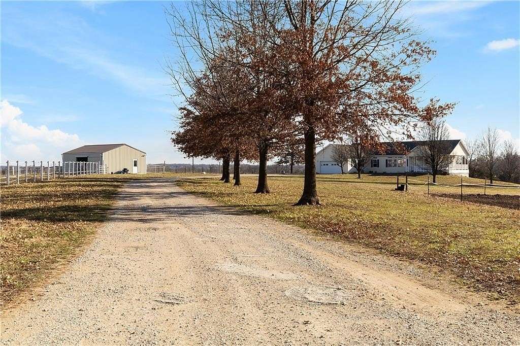 15 Acres of Land with Home for Sale in Warrensburg, Missouri