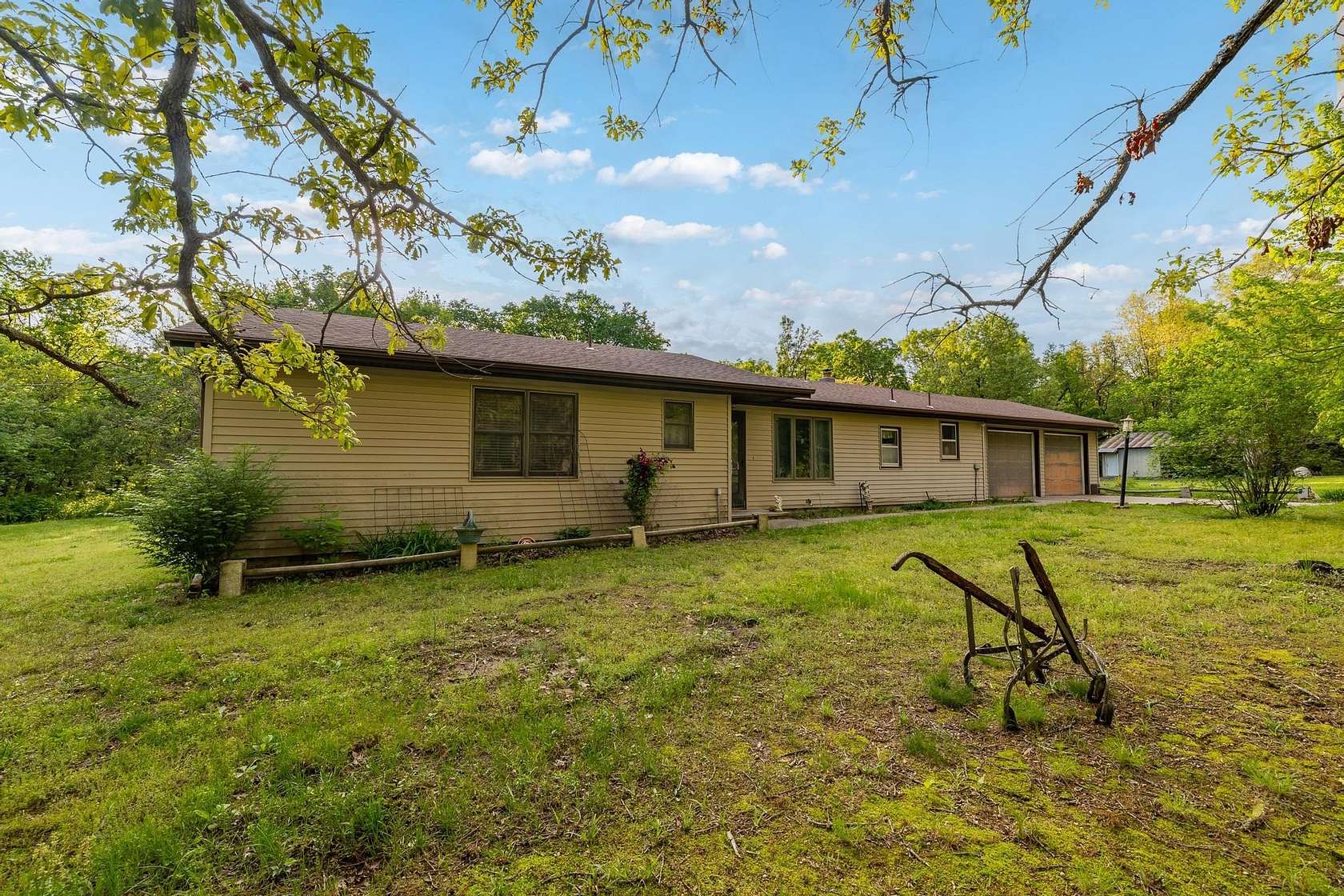 60 Acres of Land with Home for Sale in Willard, Missouri