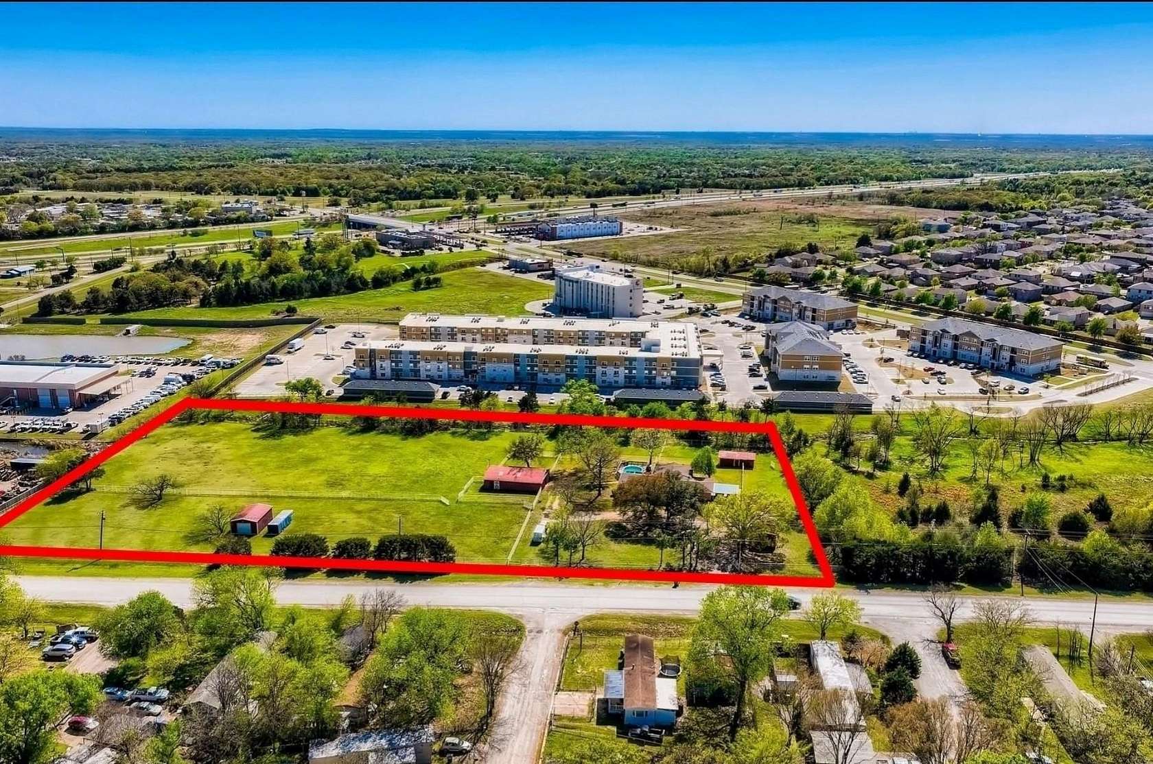 4.43 Acres of Improved Mixed-Use Land for Sale in Balch Springs, Texas