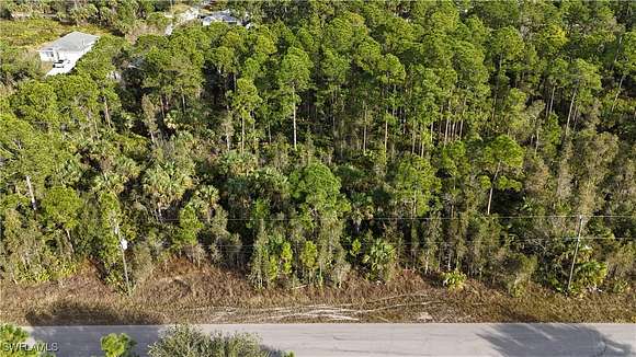 0.25 Acres of Residential Land for Sale in Lehigh Acres, Florida