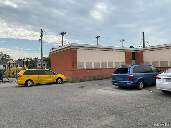 1 Acre of Commercial Land for Sale in St. Louis, Missouri
