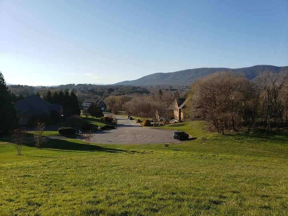 0.91 Acres of Residential Land for Sale in Roanoke, Virginia