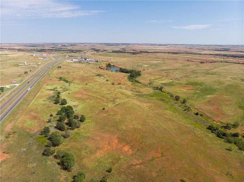 82.7 Acres of Agricultural & Residential Land for Sale in Sayre, Oklahoma