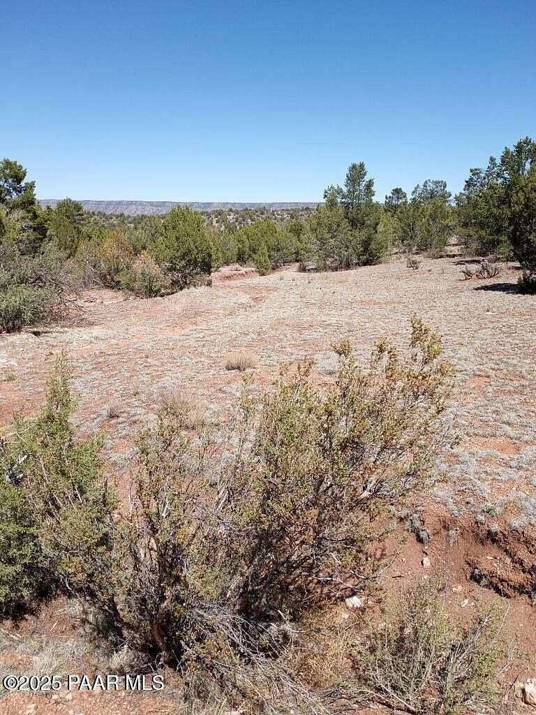 2 Acres of Land for Sale in Seligman, Arizona