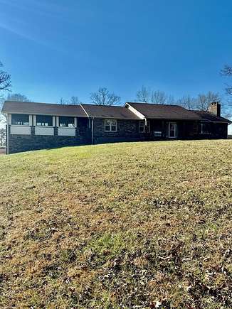 7 Acres of Residential Land with Home for Sale in Monterey, Tennessee