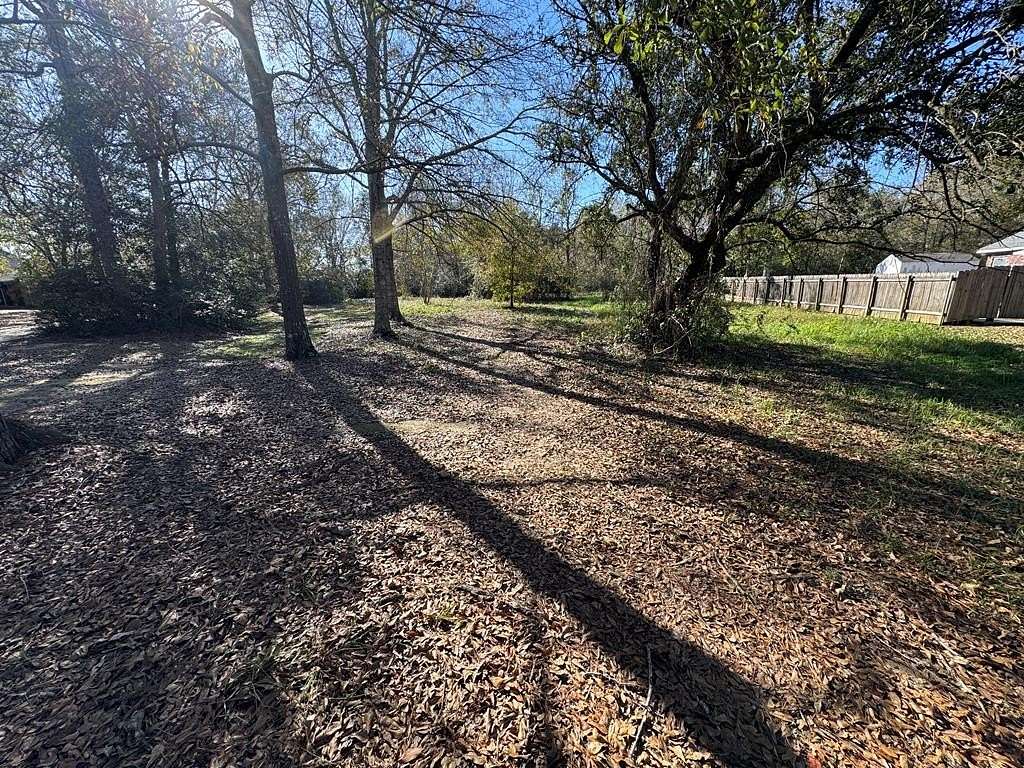 1.01 Acres of Residential Land for Sale in Picayune, Mississippi