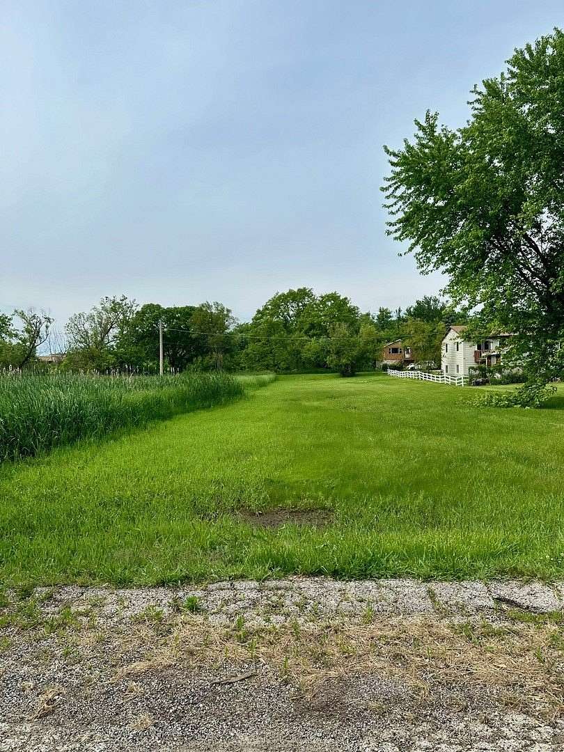 0.12 Acres of Residential Land for Sale in Round Lake, Illinois