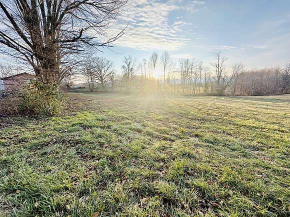 1 Acre of Land for Sale in Kings Mountain, Kentucky